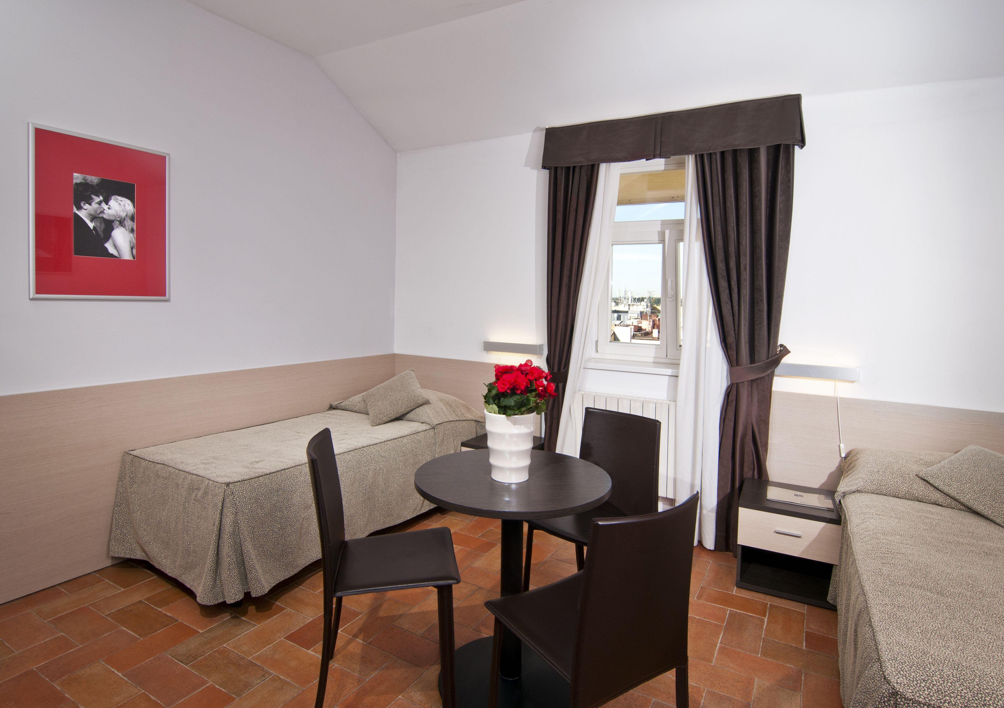 Hotel Praga 1 — Foto 1